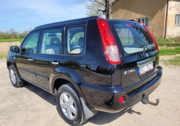 Nissan X-Trail I 2006 Nissan X-Trail 2.0B Klimatyzacja Hak Kamera Sp..., zdjęcie 16