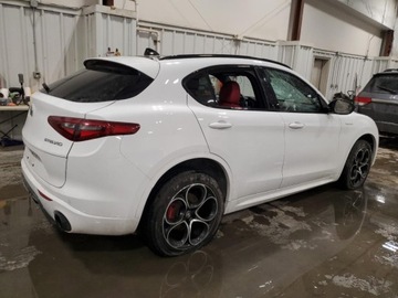 Alfa Romeo Stelvio SUV Facelifting 2.0 Turbo 280KM 2022 Alfa Romeo Stelvio TI 2022 2.0l 2.0 Benzyna 280KM, zdjęcie 3