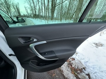 Opel Insignia I Country Tourer 2.0 CDTI Ecotec 170KM 2016 Opel Insignia OPC COSMO 2.0 CDTI 170 KM Navi Alu19, zdjęcie 29