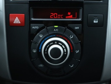 Kia Venga Mikrovan 1.6 DOHC CVVT 125KM 2010 Kia Venga 1.6 CVVT, Salon Polska, Serwis ASO, zdjęcie 14