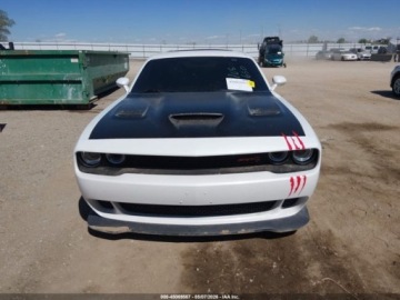 Dodge Challenger III 2016 Dodge Challenger Hellcat 2016 6.2 Benzyna 707KM, zdjęcie 7
