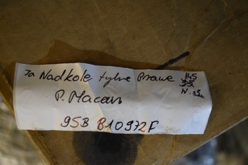 IDEALNI PODBĚH ZADNÍ PRAVÉ PORSCHE MACAN 1