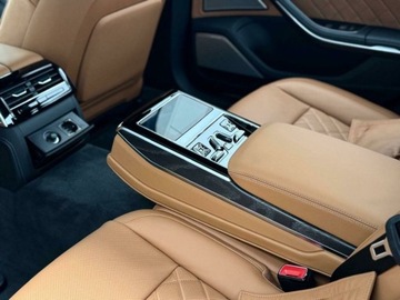 Audi A8 D5 2024 Audi A8 3.0 Hybryda Plug-in 340KM, zdjęcie 27