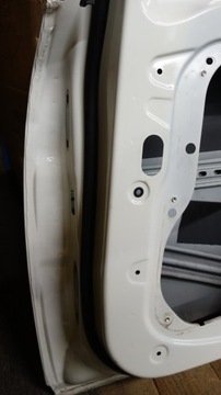ДВЕРЬ ЗАДНЯЯ ПРАВАЯ MERCEDES W176
