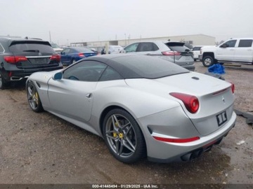 Ferrari California 2017 Ferrari California T 2017 3.9l 3.9 Benzyna 553KM, zdjęcie 4