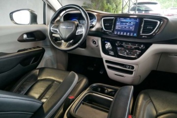 Chrysler Pacifica II 3.6 V6 291KM 2018 Chrysler Pacifica Touring L 3.6L V6 291KM MenuPL StowN Go Kamera 7os. LED, zdjęcie 16
