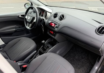 Seat Ibiza IV Hatchback 5d 1.2 TSI 105KM 2011 Seat Ibiza 1.2Tsi KLIMATRONIC Panorama dach Extra stan 1.2 Benzyna, zdjęcie 8