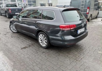 Volkswagen Passat B8 Variant 2.0 TDI BlueMotion SCR 150KM 2018 Volkswagen Passat Volkswagen Passat 2.0 TDI SCR DSG Trendline 2.0 Diesel, zdjęcie 2