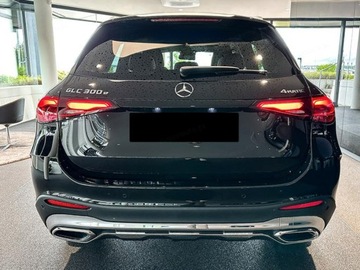 Mercedes GLC C254/X254 2025 MERCEDES-BENZ GLC 300 e 4-Matic AMG Line 2.0 (360KM) 2025, zdjęcie 4