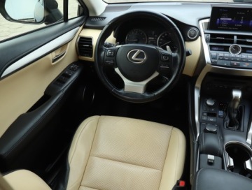 Lexus NX I SUV 200t 238KM 2017 Lexus NX 200t, Salon Polska, 4X4, Automat, Skóra, zdjęcie 6