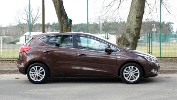 Kia Ceed II Hatchback 5d Facelifting 1.6 GDI 135KM 2015 ..Ceed .. Serwisowany .. Grzana Kierownica i Fotele .. Czujniki parkowania, zdjęcie 36