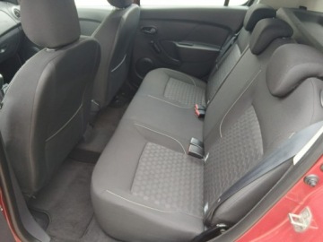 Dacia Sandero II Hatchback 5d TCe  90KM 2014 Dacia Sandero 0.9Tce 90KM Laurente, zdjęcie 9