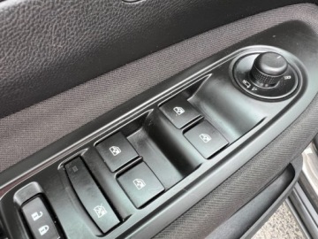 Opel Mokka I SUV 1.6 CDTI Ecotec 136KM 2015 Opel Mokka KLIMATYZACJA NAWIGACJA PARKTRONIC GRZANE FOTELE GRZANA KIEROWNI, zdjęcie 14