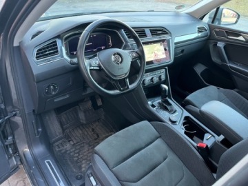 Volkswagen Tiguan Allspace SUV 2.0 TDI 190KM 2020 Volkswagen Tiguan Allspace 2.0 diesel 190 KM automat 4 Motion R - LINE, zdjęcie 7
