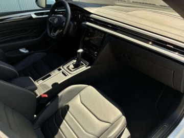 Volkswagen Arteon Fastback Facelifting 2.0 TDI 200KM 2023 Volkswagen Arteon Shooting Brake 2.0 TDI 200KM R-Line 4Motion DSGDCCLEDVir, zdjęcie 28