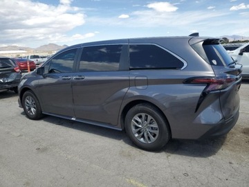 Toyota Sienna III 2023 Toyota Sienna XLE 2023 2.5l 2.5 Hybryda 245KM, zdjęcie 1