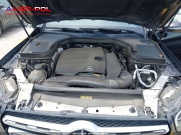 Mercedes GLC C253 2020 Mercedes-Benz GLC 2020 Mercedes-Benz GLC GLC 300 SUV 2.0 Benzyna 255KM, zdjęcie 9