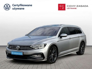Volkswagen Passat B8 Variant 2.0 TDI BlueMotion SCR 190KM 2019 Volkswagen Passat TDI 190KM Highline R-Line Panorama Kam. 360 Keyless