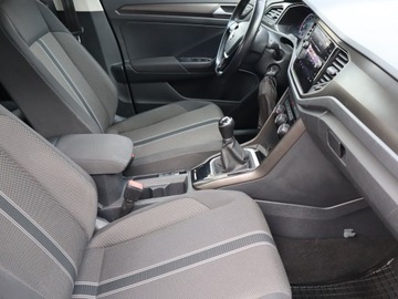 Volkswagen T-Roc I SUV 1.0 TSI 115KM 2019 VW T-Roc 1.0 TSI, Navi, Klima, Tempomat, zdjęcie 8