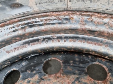 DODGE RAM 1500 LONGHORN OMEZENÍ FACELIFT 3.0 DIESEL KOLO REZERVY DOJEZDOVÉ 15R