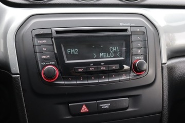 Suzuki Vitara III SUV 1.6 VVT 120KM 2015 Suzuki Vitara 1.6 VVT, Salon Polska, zdjęcie 12