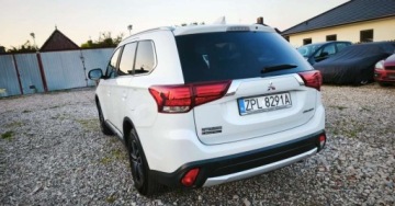 Mitsubishi Outlander III SUV Facelifting 2017 2.0 150KM 2017 Mitsubishi Outlander Mitsubishi Outlander 2.0 Benzyna 150KM, zdjęcie 9