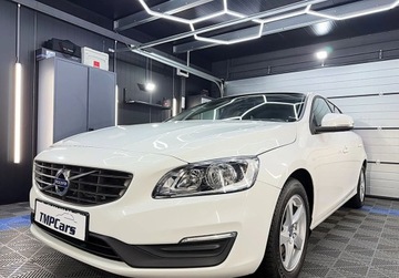 Volvo V60 I Kombi Facelifting 1.5 T3 DRIVE-E 152KM 2017 Volvo V60 Polski salon _ Pierwszy wlasciciel _ 1.5 Benzyna 152KM, zdjęcie 3
