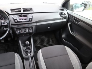 Skoda Fabia III Hatchback 1.2 TSI 90KM 2015 Skoda Fabia 1.2 TSI, Salon Polska, VAT 23%, Klima, zdjęcie 7