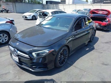 Mercedes Klasa A W177/V177 2021 Mercedes-Benz Klasa A 35 AMG 4Matic 2021 2.0l 2.0 Benzyna 302KM, zdjęcie 1