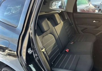 Dacia Duster II SUV  1.3 TCe 130KM 2019 Dacia Duster kamera cofania, nawigacja 1.3 Benzyna 130KM, zdjęcie 28