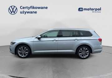 Volkswagen Passat B8 Variant Facelifting 2.0 TDI SCR 150KM 2022 Volkswagen Passat Variant B8 Elegance Pakiety, ACC, Kamera, GPS, ergoComf, zdjęcie 2