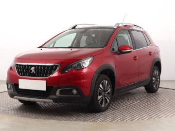 Peugeot 2008 I SUV Facelifting 1.2 PureTech 110KM 2018 Peugeot 2008 1.2 PureTech, Salon Polska, zdjęcie 1