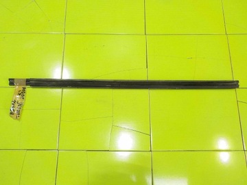 DODGE JOURNEY 10R 5D LIŠTA ZHRNUJÍCÍ DVEŘE LEVÝ PŘEDNÍ