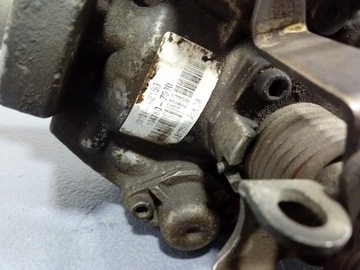 HYUNDAI H-1 STAREX I 2.5TD 99KM ČERPADLO VSTŘIKOVAČE 33104-42160