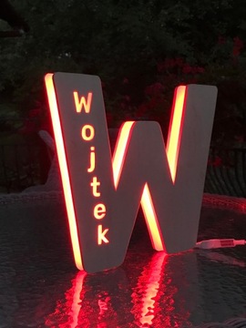 СВЕТОДИОДНЫЙ НОЧНИК С ИМЯ РЕБЕНКА БУКВАМИ АЛФАВИТА надпись подарочная RGB