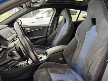 BMW Seria 1 F40 Hatchback M 2.0 M135i 306KM 2022 BMW Seria 1 M135i xDrive Pakiet M Performance Panorama Ambiente FV23, zdjęcie 8