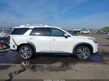 Nissan Pathfinder III 2024 Nissan Pathfinder Platinum 2024 3.5 Benzyna 284KM, zdjęcie 6