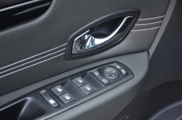 Renault Scenic III Van Facelifting 2.0 16v 140KM 2012 CZARNY ZAREJESTROWANY 2.0i 16V BOSE PANORAMA BI-XENON SKÓRA KAMERA NAVI, zdjęcie 18