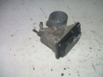 TOYOTA YARIS III 1.5 hybr PRZEPUSTNICA 22030-47040
