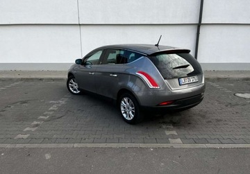 Lancia Delta III Hatchback 1.4 Turbo-Jet 150KM 2008 Lancia Delta 1.4B 150Ps Ledy Klimatronik Alkantara Parktronik ZADBANA 1.4, zdjęcie 2