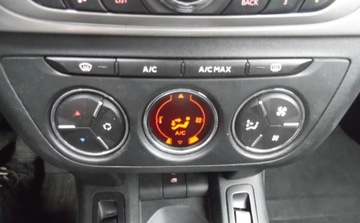 Citroen C-Elysee II Sedan Facelifting 1.6 VTi 115KM 2018 Citroen C-Elysee 2018r, Salonowy. 1.6 BLPG, Lekko uszk. przod i tyl. Jezdz, zdjęcie 15