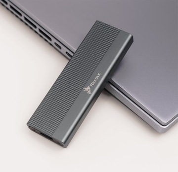 Корпус твердотельного накопителя NVME PCIe M.2 Карман для адаптера USB-C 3.2 GEN2 M2 Reagle