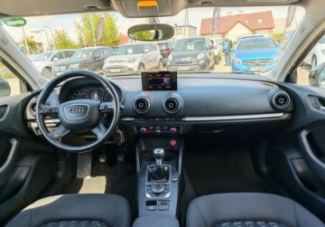 Audi A3 8V Hatchback 3d 1.4 TFSI 122KM 2013 Audi A3 Sportback 1.4 Benzyna 122KM, zdjęcie 24