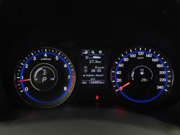 Hyundai i40 Kombi Facelifting 2.0 GDI 165KM 2015 Hyundai i40 Automat Navi Czujniki perkowania, zdjęcie 21