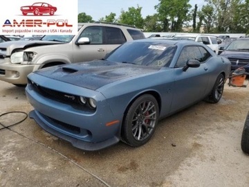 Dodge Challenger III 2016 Dodge Challenger 2016 SRT HellCat 6.2 Benzyna 707KM