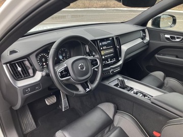 Volvo XC60 II Crossover D5 235KM 2020 Volvo XC 60 D5 AWD R-Design | Reflektory LED | Ele, zdjęcie 8