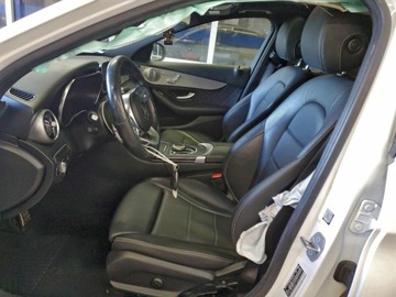 Mercedes Klasa C W206 2021 Mercedes-Benz Klasa C 300 4Matic 2021 2.0 Benzyna 255KM, zdjęcie 7
