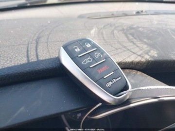 Alfa Romeo Giulia II Sedan Facelifting 2.0 Turbo 280KM 2020 Alfa Romeo Giulia 2020 Alfa Romeo Giulia RWD 2.0 Benzyna 280KM, zdjęcie 9