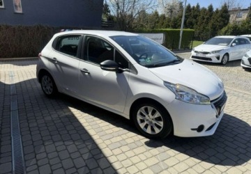 Peugeot 208 I Van 1.4 HDI 68KM 2013 Peugeot 208 1,4 HDi 68KM Klimatyzacja Opony latozima 1.4 Diesel 68KM, zdjęcie 3
