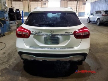 Mercedes GLA I 2019 Mercedes-Benz GLA 2019, 2.0L, od ubezpieczalnii 2.0 Benzyna 208KM, zdjęcie 5